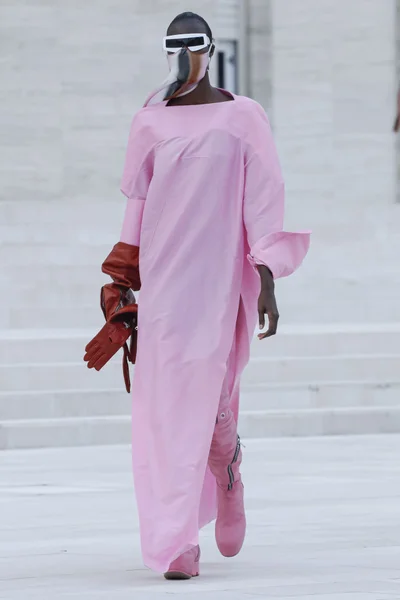 Look 20